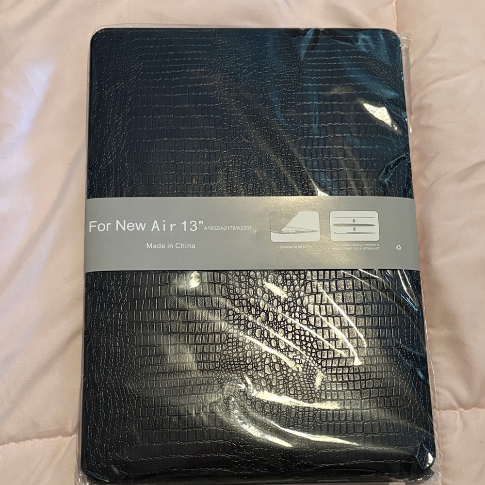 Amazon Black Tablet Cover for New Air 13"